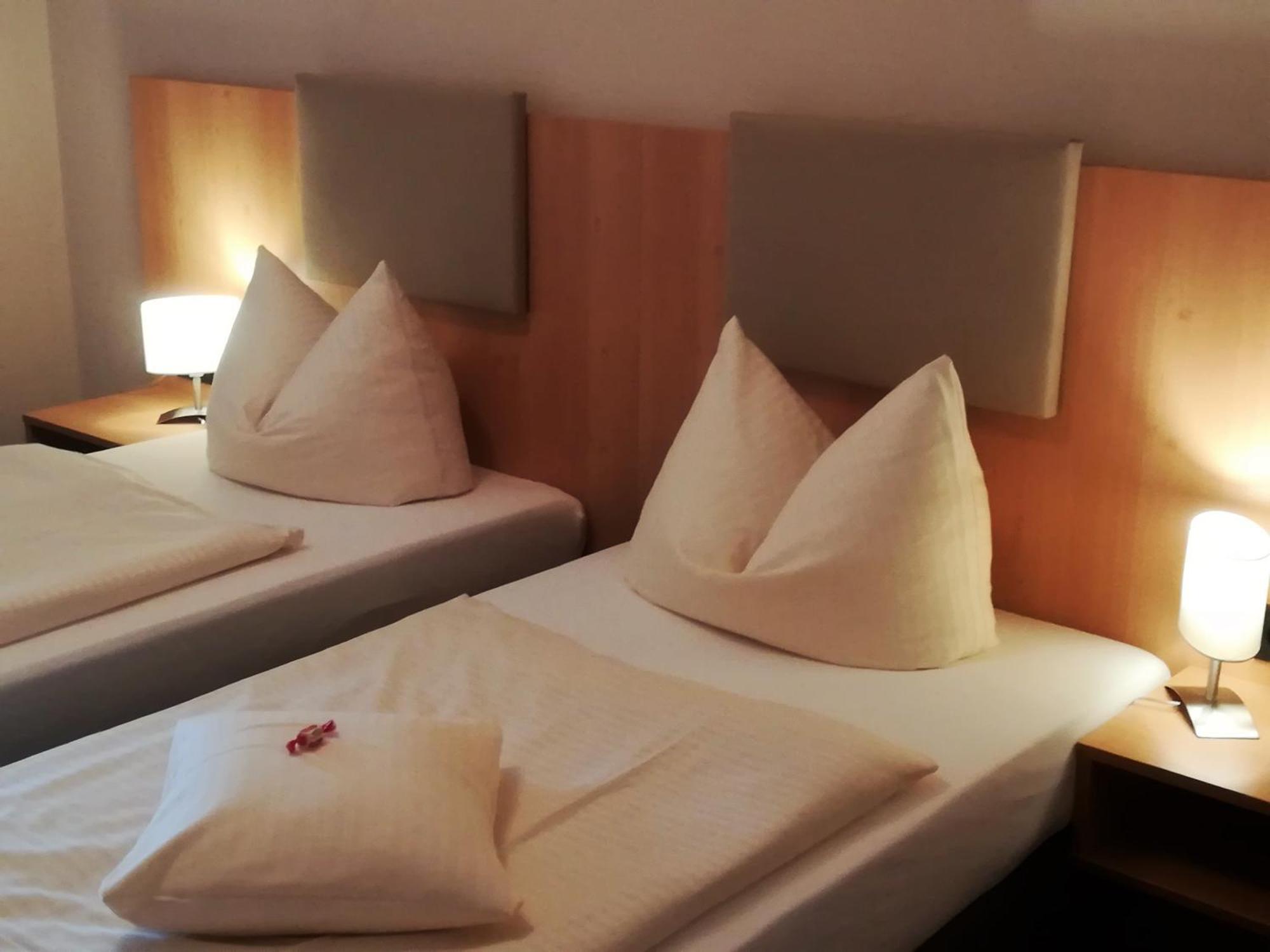 Hotel Landgasthof Euringer 오베르스팀 외부 사진